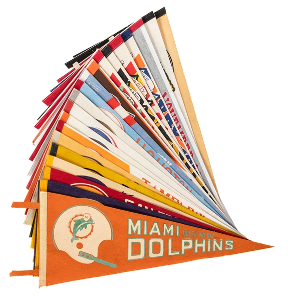 Vintage NFL & NASL 1970s/1980s Full Size Pennants (21) Including Dolphins, Vikings, Steelers, 49ers, Cosmos (Pele), Rowdies and Others