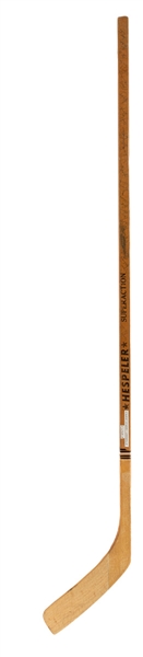 Toronto Maple Leafs 1970-71 Team-Signed Hespeler Stick Including Deceased HOFer Jacques Plante and Rookie Darryl Sittler 