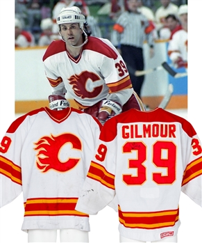 Doug Gilmours 1988-89 Calgary Flames Signed Game-Worn Jersey with Team LOA - Nice Game Wear! - Stanley Cup Championship Season!