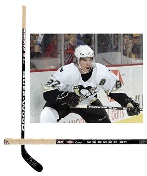 Sidney Crosbys 2005-07 Pittsburgh Penguins Signed Sher-Wood Momentum Rookie Era Game-Issued Stick with LOA (Lou Nolan Collection)