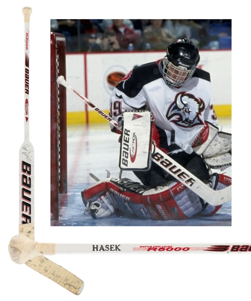 Dominik Hasek’s 1997-98 Buffalo Sabres Signed Bauer Reactor 5 Game-Used Stick with LOA (Lou Nolan Collection) - Vezina, Hart Memorial and Lester B. Pearson Trophy Winning Season!