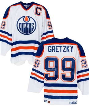 Wayne Gretzky Signed Edmonton Oilers Pro On-Ice "CCM Vintage" Captains Jersey with WGA COA