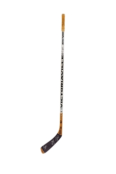 Brent Sutters 1993-94 Chicago Blackhawks Team-Signed Victoriaville Ultra Game-Used Stick Including HOFer Chris Chelios 