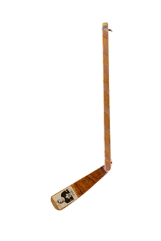 Toronto Maple Leafs 1947-48 Team-Signed Mini Stick by 16 Including HOFers Apps, Broda, Day, Kennedy, Meeker, Bentley and Watson Plus Bill Barilko
