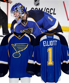 Brian Elliotts 2012-13 St. Louis Blues Game-Worn Jersey - Photo-Matched!
